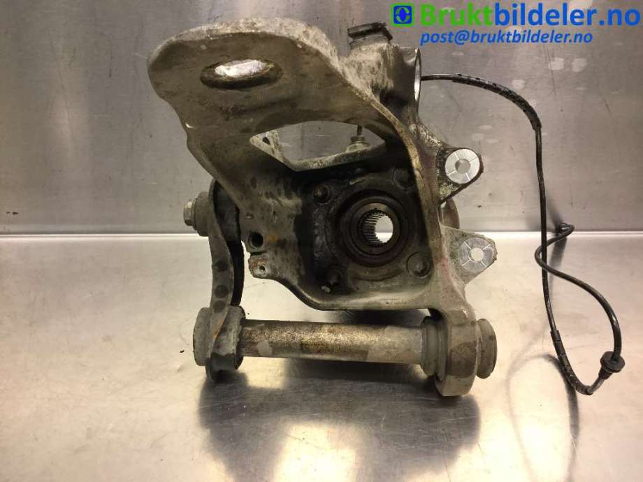 Hjulspindel høyre bak til BMW X5 2007-2013 (E70) (E70) (BMW|33 32 6 879 102|)