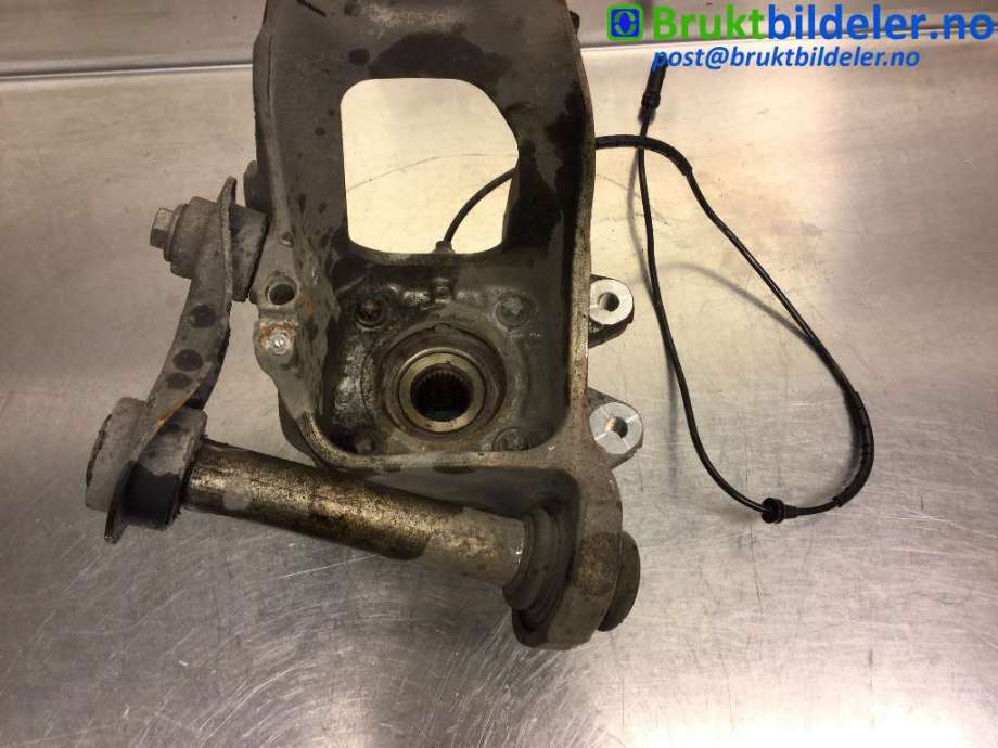 Hjulspindel høyre bak til BMW X5 2007-2013 (E70) (E70) (BMW|33 32 6 879 102|)