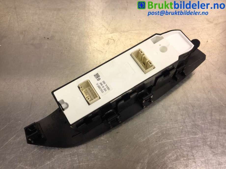 Bryter ruteheis til Mazda 3 2016-2019 (Type III, Fase 2)  (MAZDA|5AB217EA03||BHR9 66 350A)