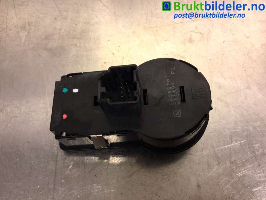 Bryter lys til Opel Insignia A 2009-2014  (OPEL|13268707|)