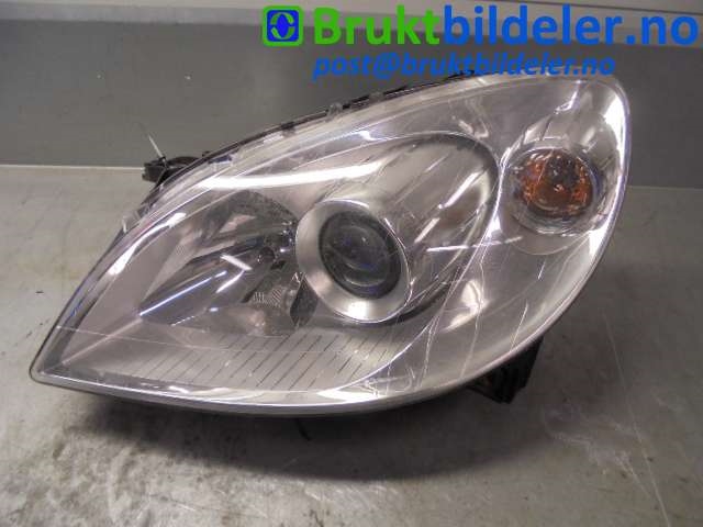 Frontlykt venstre halogen til Renault Scenic 2003-2009 (Type II)  (RENAULT|)