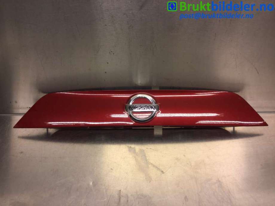 Skiltlys til Nissan Qashqai, 2014-2021 (Type II)  (NISSAN|908104EU0H)