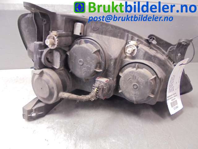 Frontlykt venstre halogen til Opel Corsa C 2000-2006 (OPEL|)