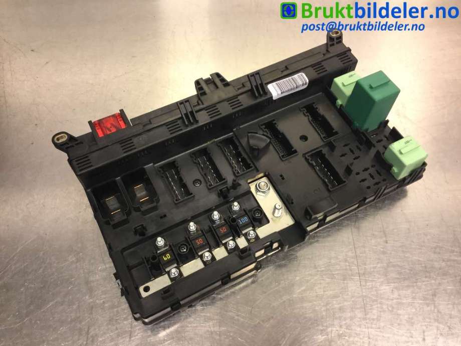 Sikringsboks til BMW X5, 2000-2006 (E53) (E53) (BMW|6113 8 384 525)