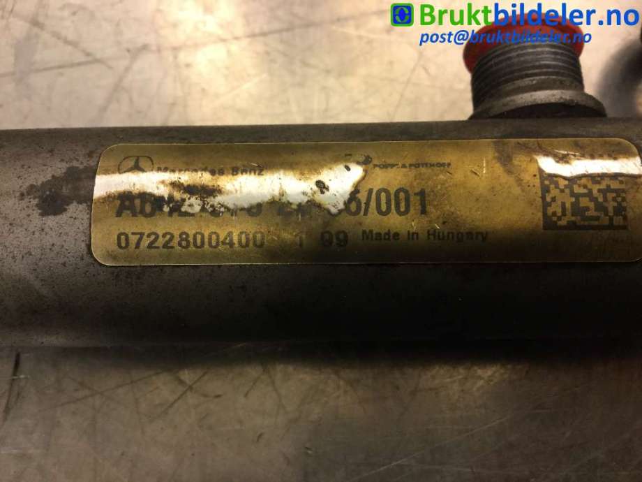 Dyseskinne (fuelrail) til Mercedes Sprinter 2006-2013 (Fase 1) (906) (906) (MERCEDES|A 642 070 25 95/001|)