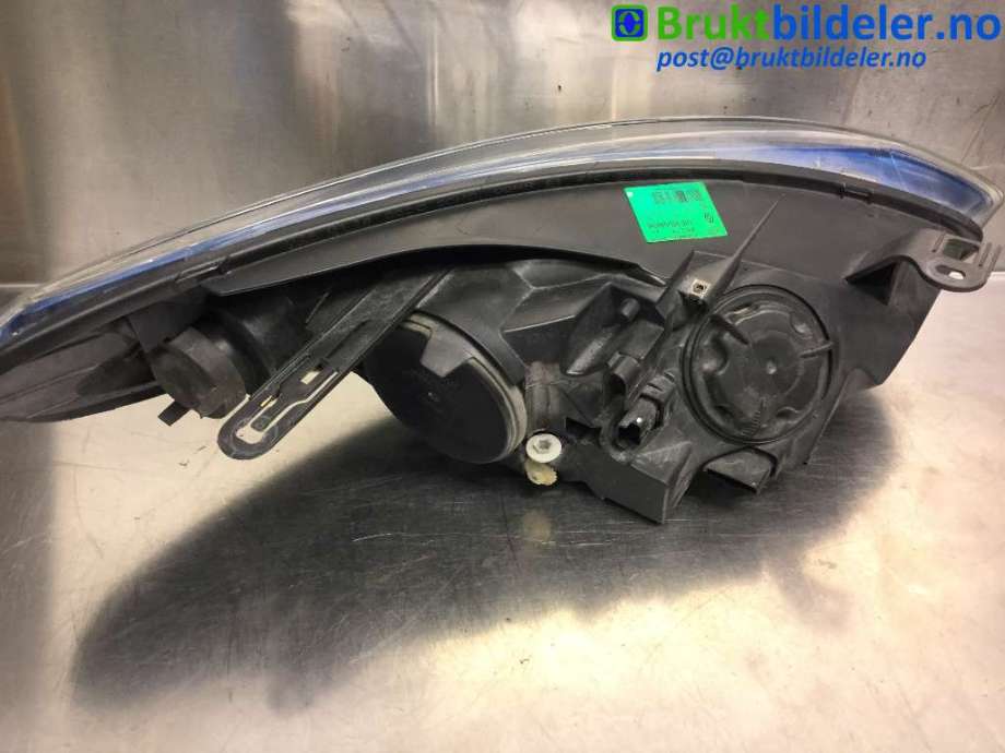 Frontlykt venstre halogen til Renault Fluence Z.E 2011-2014 (RENAULT||01026399900010|2606 021 19R)