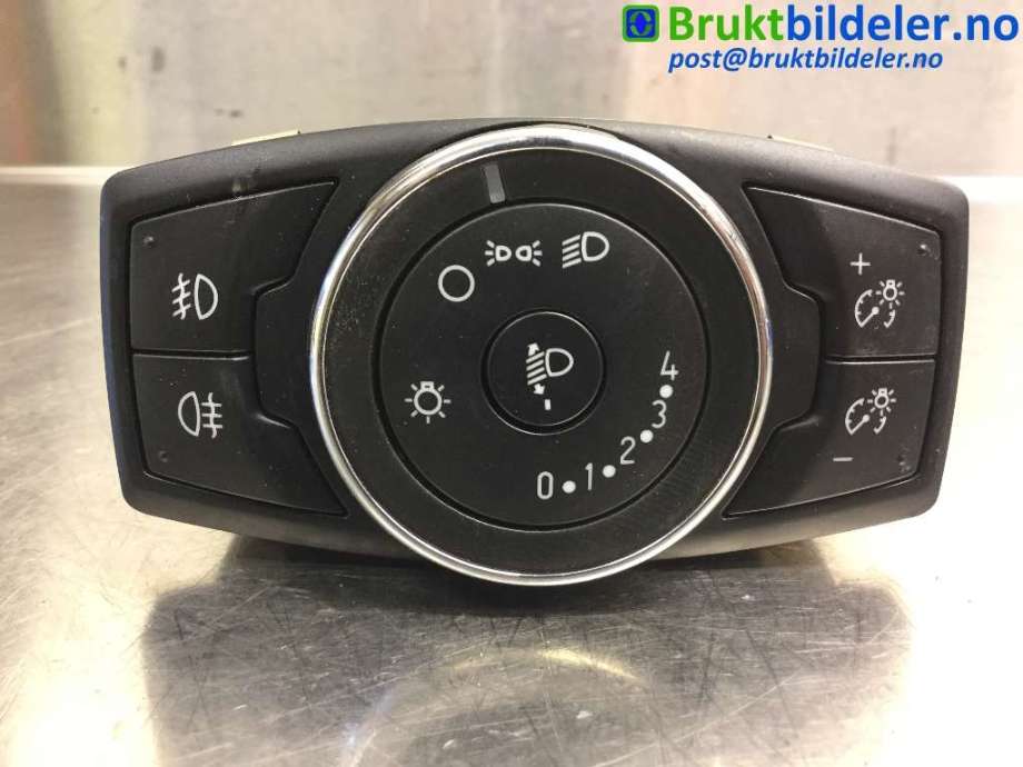 Bryter lys til Ford Focus, 2011-2014 (Type III, Fase 1) (FORD|BM5T-13A024-AE)