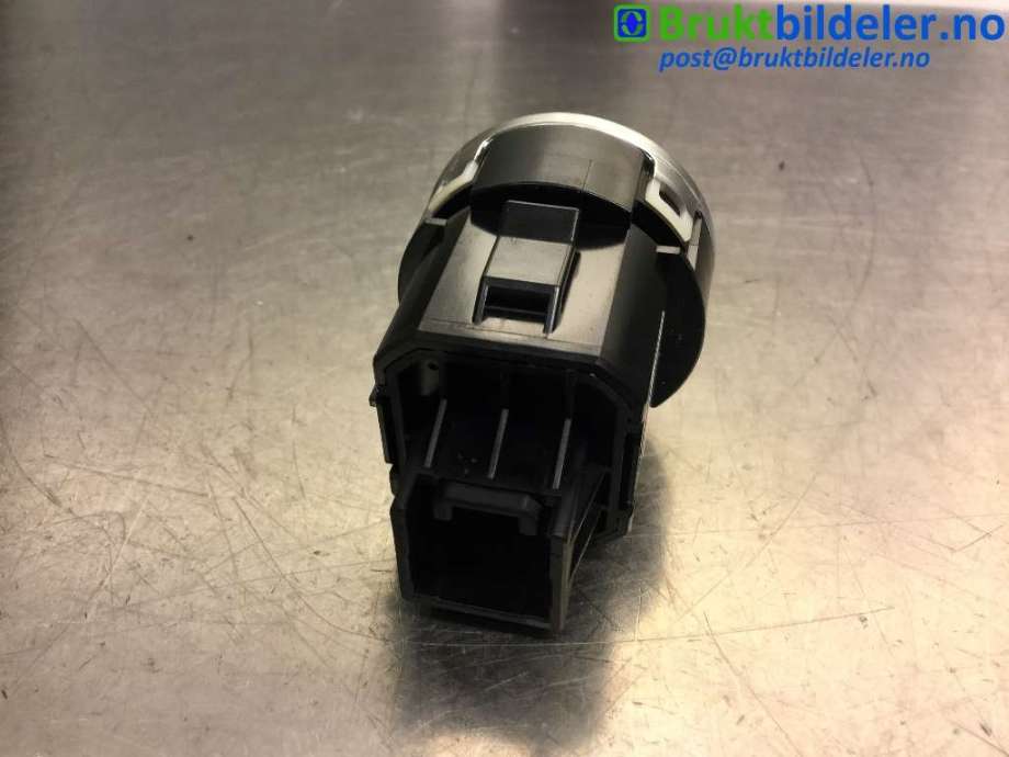 Bryter diverse til Mitsubishi Outlander 2012-2015 (Type III, Fase 1)  (MITSUBISHI|8602A079|)