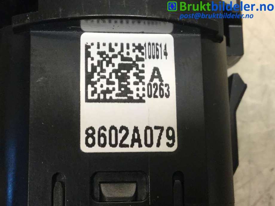Bryter diverse til Mitsubishi Outlander 2012-2015 (Type III, Fase 1)  (MITSUBISHI|8602A079|)