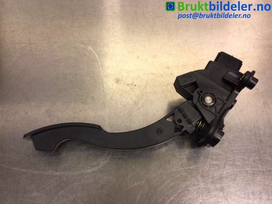 Pedal gass til Mitsubishi Outlander 2012-2015 (Type III, Fase 1)  (MITSUBISHI|1600A116|)