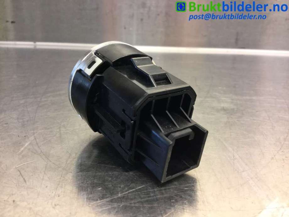 Bryter start/stopp til Mitsubishi Outlander 2012-2015 (Type III, Fase 1)  (MITSUBISHI|8610A133|D01-E01-2|)
