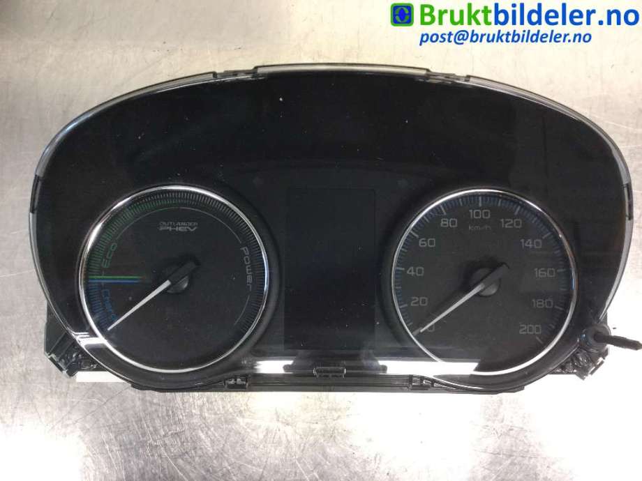 Instrumentpanel til Mitsubishi Outlander, 2012-2015 (Type III, Fase 1)  (MITSUBISHI|8100C385)