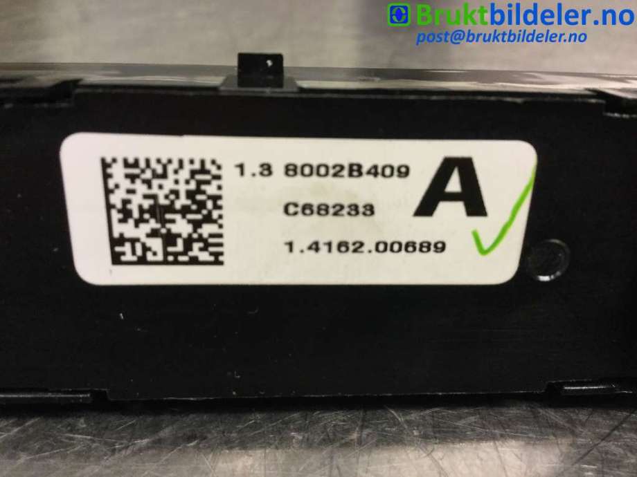 Bryter nødblink til Mitsubishi Outlander 2012-2015 (Type III, Fase 1)  (MITSUBISHI|8002B409|)