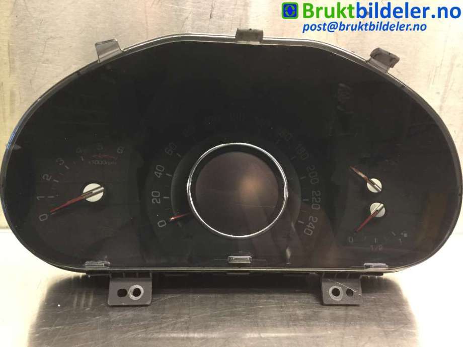 Instrumentpanel til Kia Sportage 2010-2016 (Type III)  (KIA|94013-3U576|)