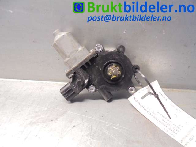 Ruteheis venstre foran til Mitsubishi Lancer, 2008-2017 (MITSUBISHI|670207L)