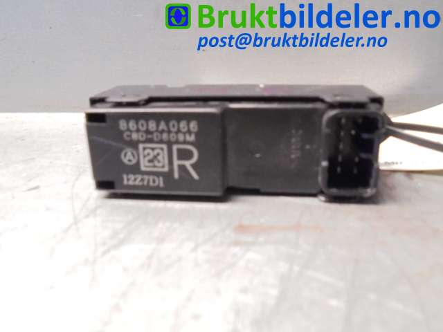 Bryter ruteheis til Mitsubishi Lancer 2008-2017  (MITSUBISHI|8608A066|)