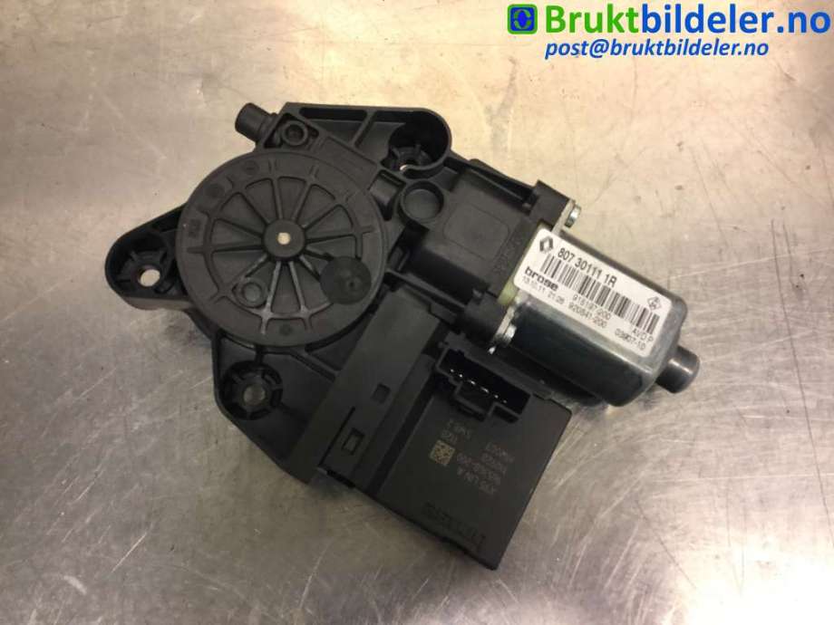 Ruteheis høyre foran til Renault Fluence Z.E 2011-2014  (RENAULT|807301111R|0 130 822 478|918197-200)