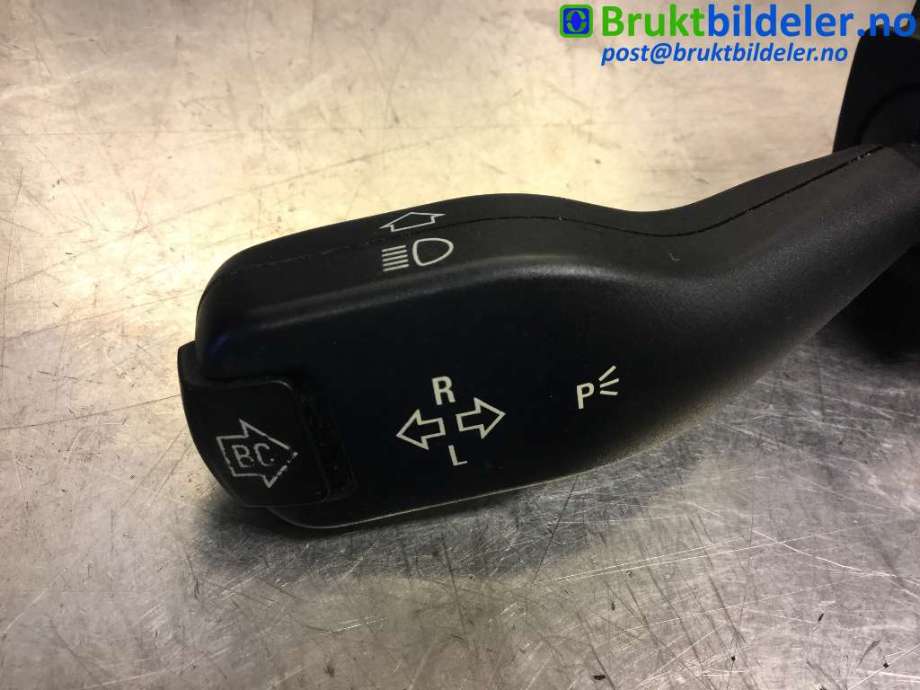 Bryter blink til BMW X3 2007-2010 (Fase 2) (E83) (E83) (BMW|363 668|01104010|)