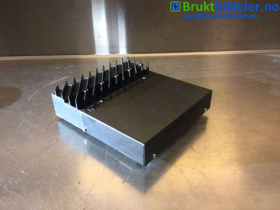 Bilstereo forsterker til BMW X3 2007-2010 (Fase 2) (E83) (E83) (BMW|6512 9 143 150|)