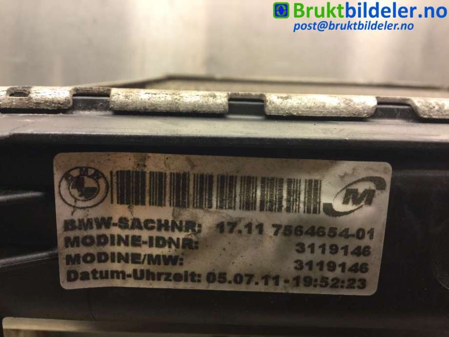 Radiator (automat gir) til BMW 3-Serie 2005-2011 (E90/E91/E92/E93) (E90/E91/E92/E93) (BMW|17 11 7 564 654||1 834 239)