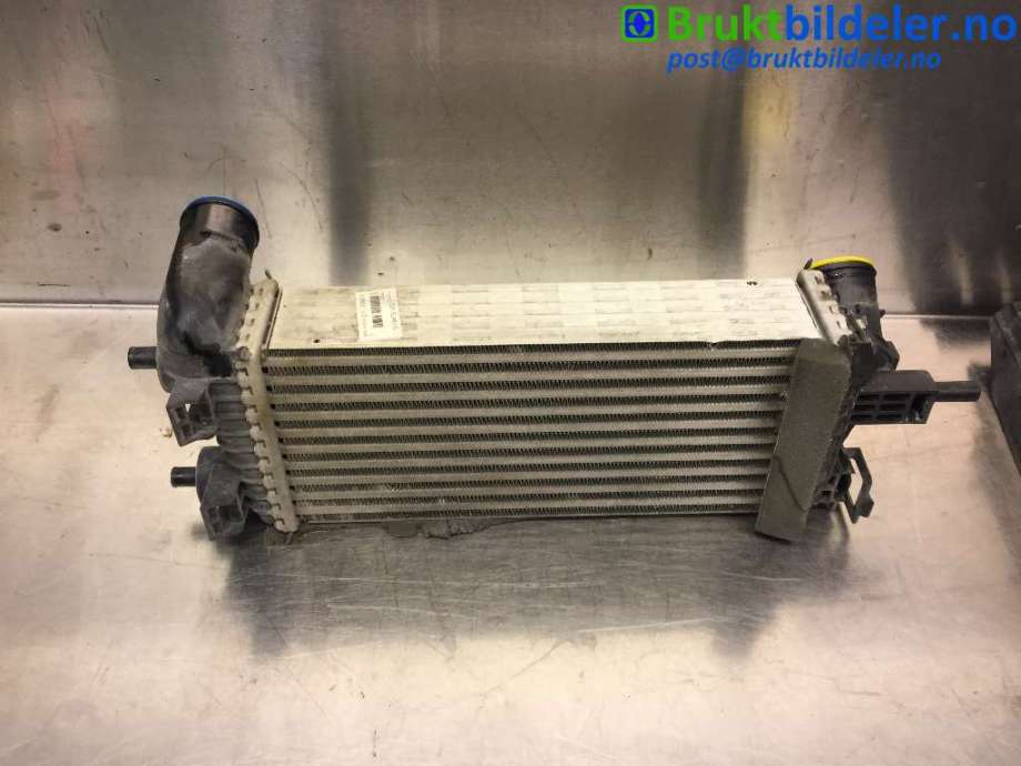 Intercooler til Ford Focus 2011-2014 (Type III, Fase 1)  (FORD|CV61-9L440-VC|X1436001|)