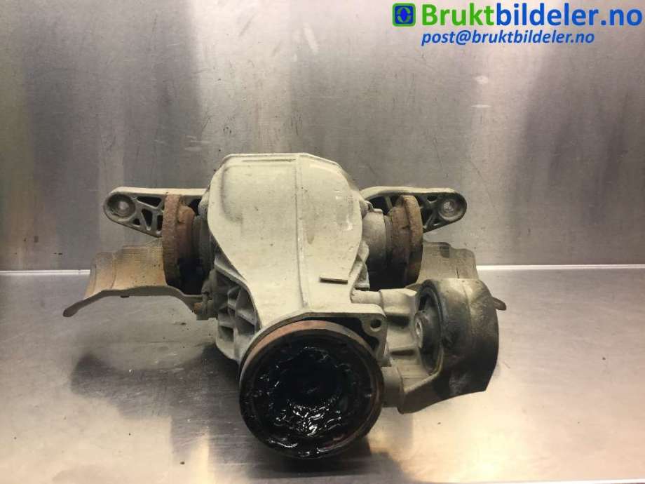 Kardang klokke bak til Audi A6, Allroad 2006-2008 (Type II, Fase 1) (C6) (C6) (AUDI|0AR 500 043 C|)