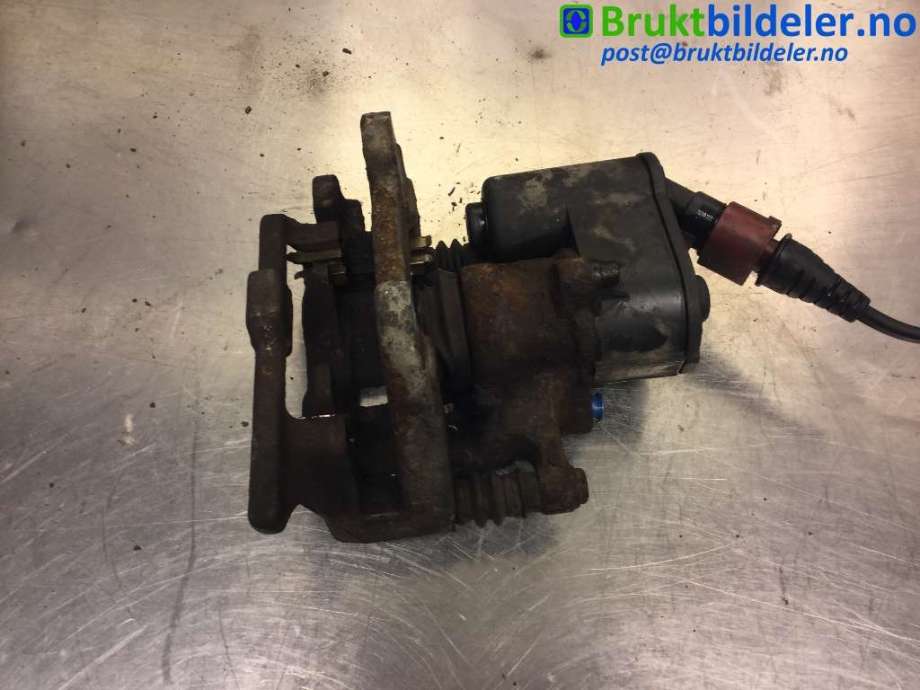 Bremsecaliper høyre bak til Audi A6, Allroad 2006-2008 (Type II, Fase 1) (C6) (C6) (AUDI|4F0 615 404 F|)