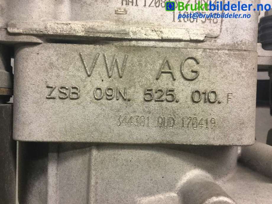 Kardang klokke bak til VW Transporter / Caravelle 2019-->> (T6.1) (T6.1) (VOLKSWAGEN|09N 525 010 F|QUD|)