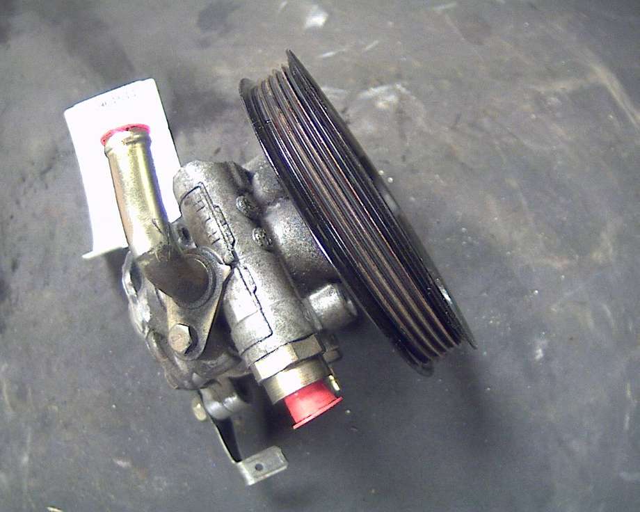 Servo pumpe mekanisk til Mitsubishi Pajero 2000-2006 (Type III) (MITS. PININ|)