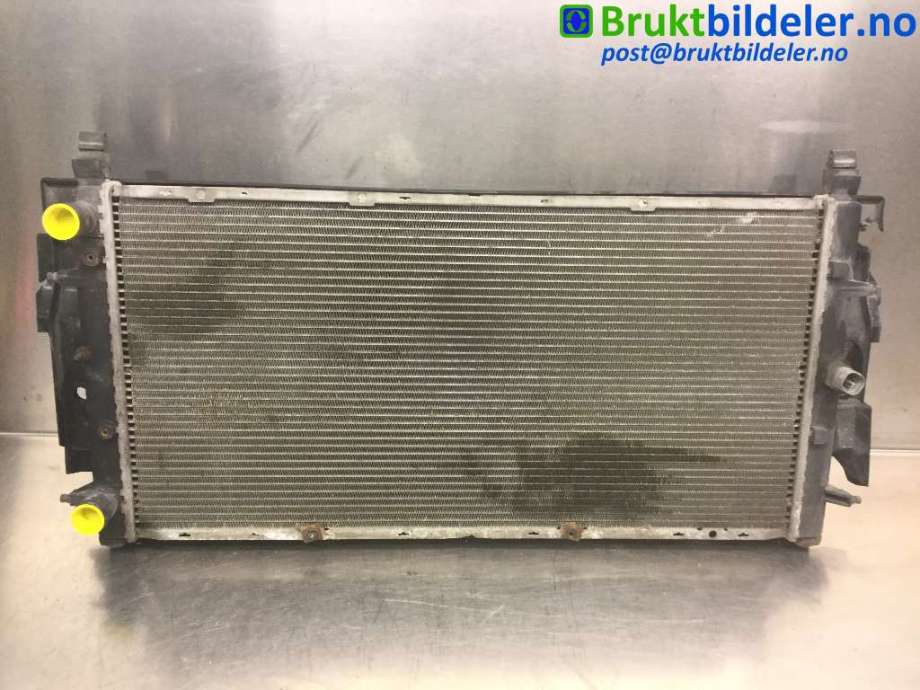 Radiator (manuell gir) til VW Transporter / Caravelle 1990-2003 (T4) (T4) (VOLKSWAGEN|701 121 253 K|)