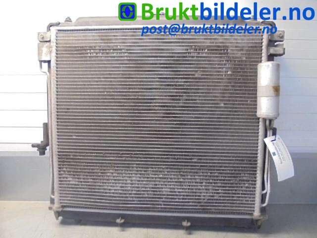 Radiator (manuell gir) til Nissan Navara, 2005-2010 (Fase 1) (D40) (D40) (NISSAN|21410EB30A)