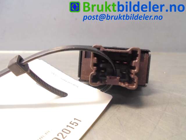 Bryter setevarme til Nissan Navara 2005-2010 (Fase 1) (D40) (D40) (NISSAN|7424B|)