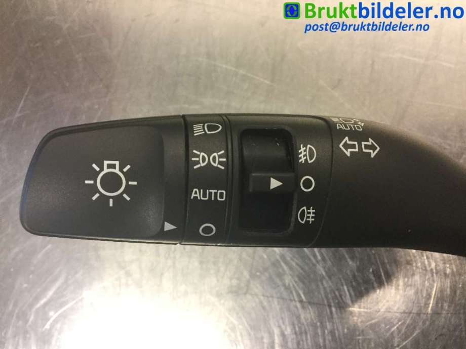 Bryter combi til Kia e-Soul 2019-->> (Type III)  (KIA|93404-K0960|10338395-04|)