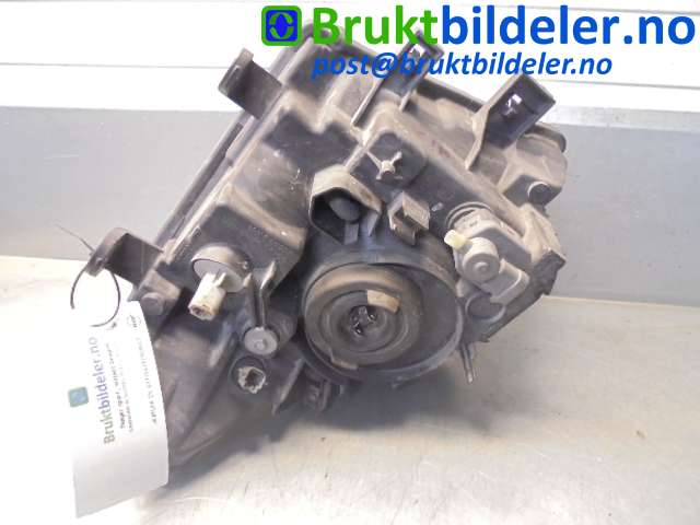 Frontlykt venstre halogen til Nissan Navara 2005-2010 (Fase 1) (D40) (D40) (NISSAN|26060-EB30C|)