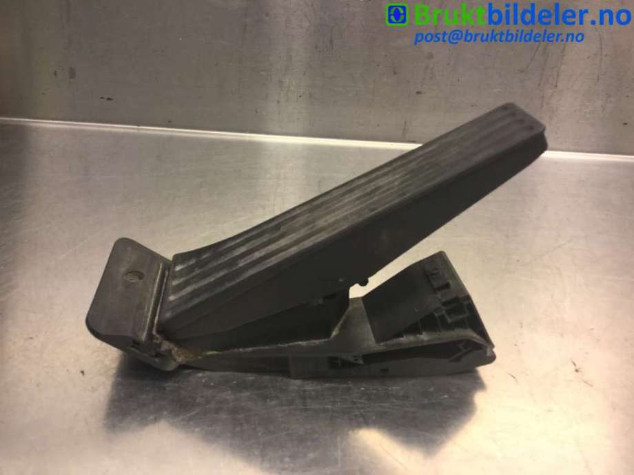 Pedal gass til BMW X3 2010-2017 (F25) (F25) (BMW|3542 6 858 574|259160-10|)
