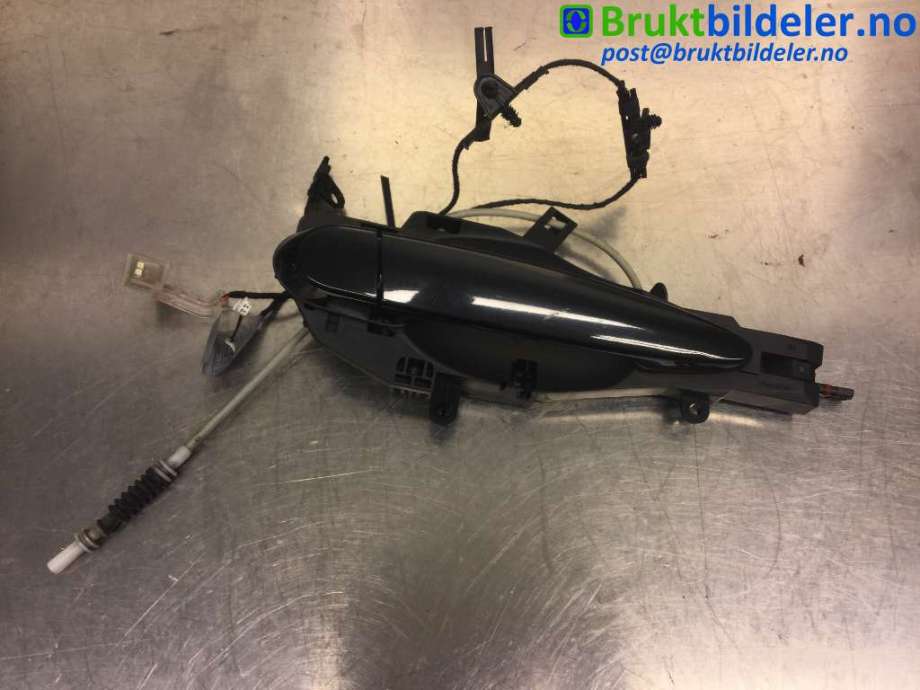 Dørhåndtak utv høyre bak til BMW X3, 2010-2017 (F25) (F25) (BMW|5121 7 286 162)