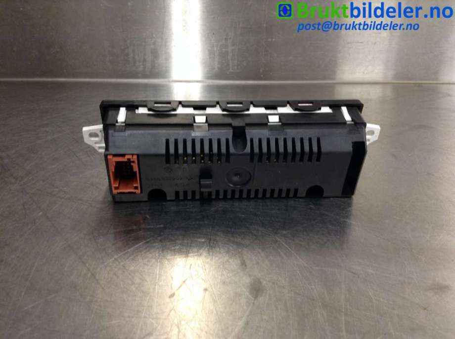 Multimedia display (MCU - Media Controller Unit) til Citroën DS3 2010-2019  (CITROEN||5555502902)