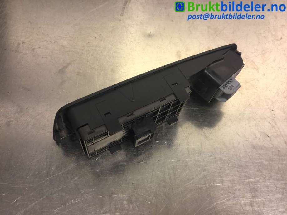Bryter ruteheis til Audi A1 2010-2014 (Type I, Fase 1)  (AUDI||8X4 959 521 A)