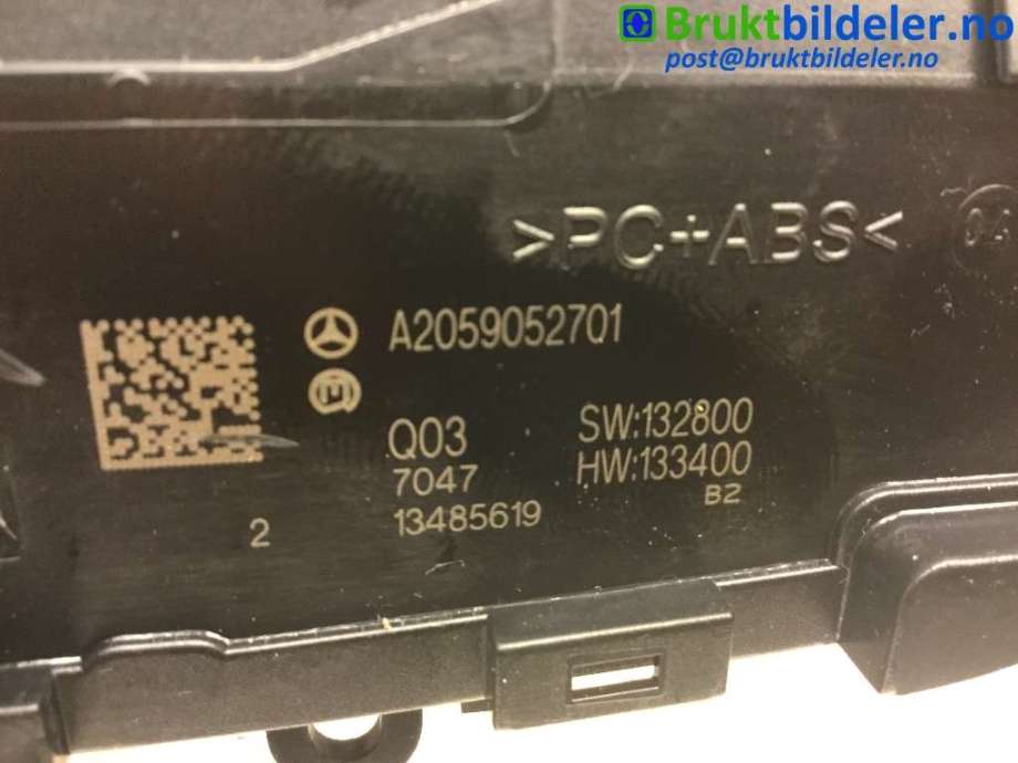 Bilstereo diverse til Mercedes C-Klasse 2014-2018 (Fase 1) (W205) (W205) (MERCEDES|A 205 905 27 01||A 213 827 20 00)