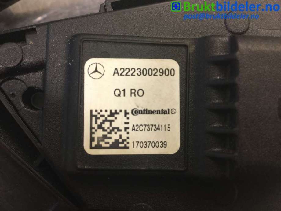 Pedal gass til Mercedes C-Klasse 2014-2018 (Fase 1) (W205) (W205) (MERCEDES|A 222 300 29 00|A2C73661103|)
