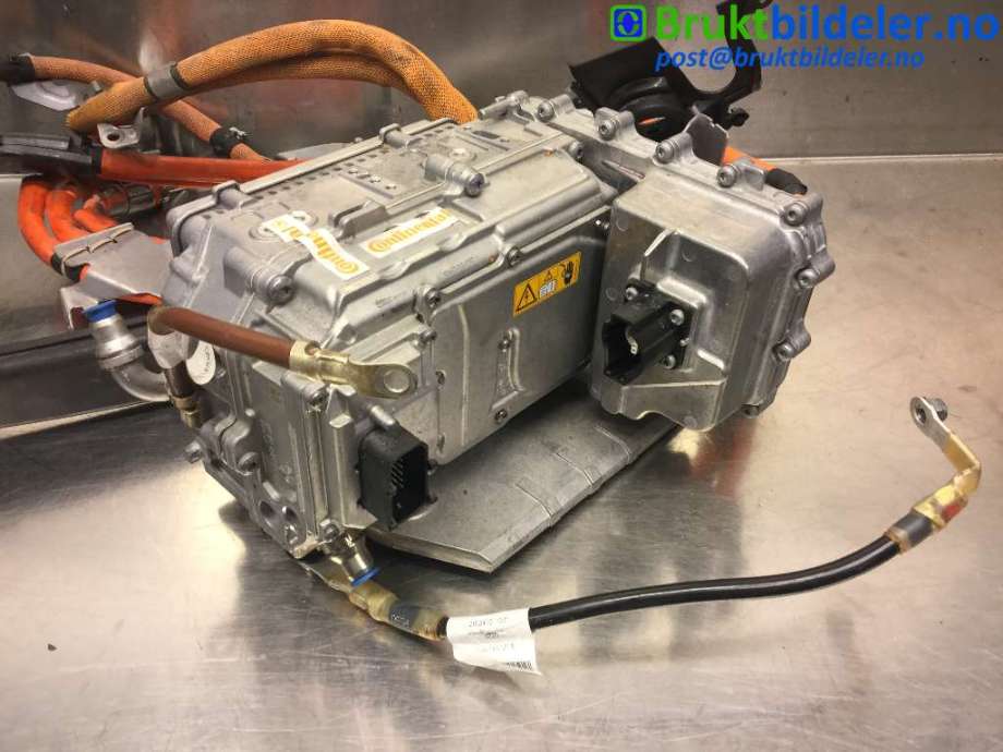 Inverter hybrid til Mercedes C-Klasse 2014-2018 (Fase 1) (W205) (W205) (MERCEDES|A 205 900 64 15|A2C73416808|A 205 540 32 29)