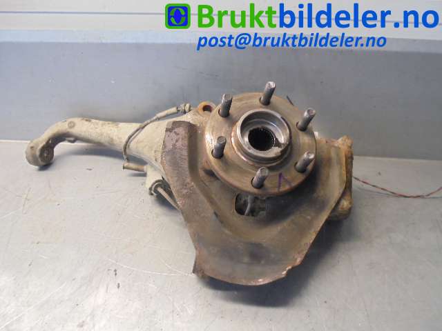 Hjulspindel venstre foran til Nissan Navara, 2005-2010 (Fase 1) (D40) (D40) (NISSAN|)
