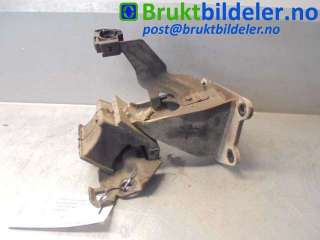 Motorfeste til Nissan Navara, 2005-2010 (Fase 1) (D40) (D40) (NISSAN|)
