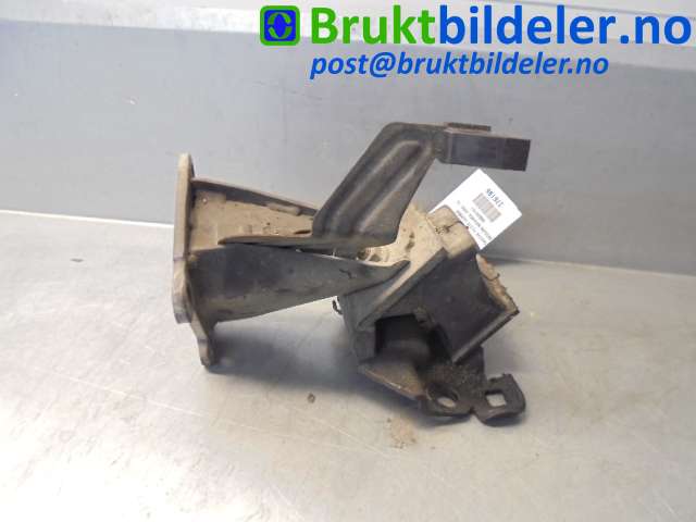 Motorfeste til Nissan Navara 2005-2010 (Fase 1) (D40) (D40) (NISSAN|)