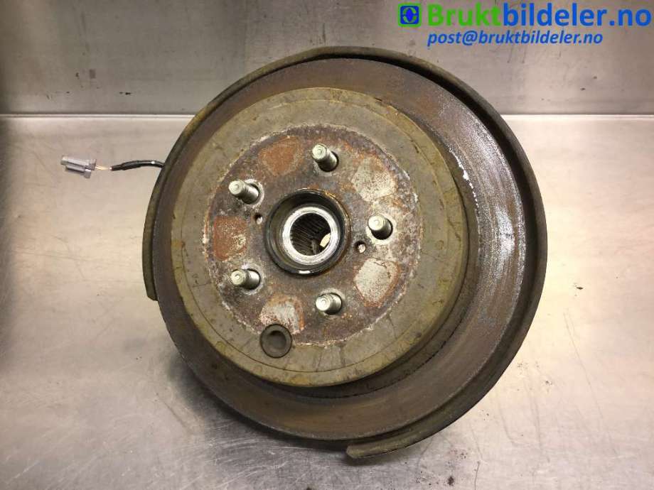 Hjulspindel venstre bak til Subaru Outback, 2009-2014 (Type IV) (SUBARU|28411AJ050)