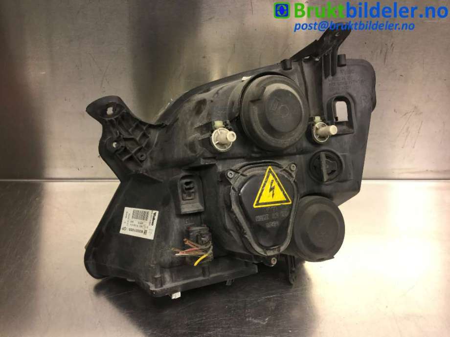 Frontlykt høyre xenon til Opel Meriva A 2003-2010  (OPEL|93321055|89307580|)