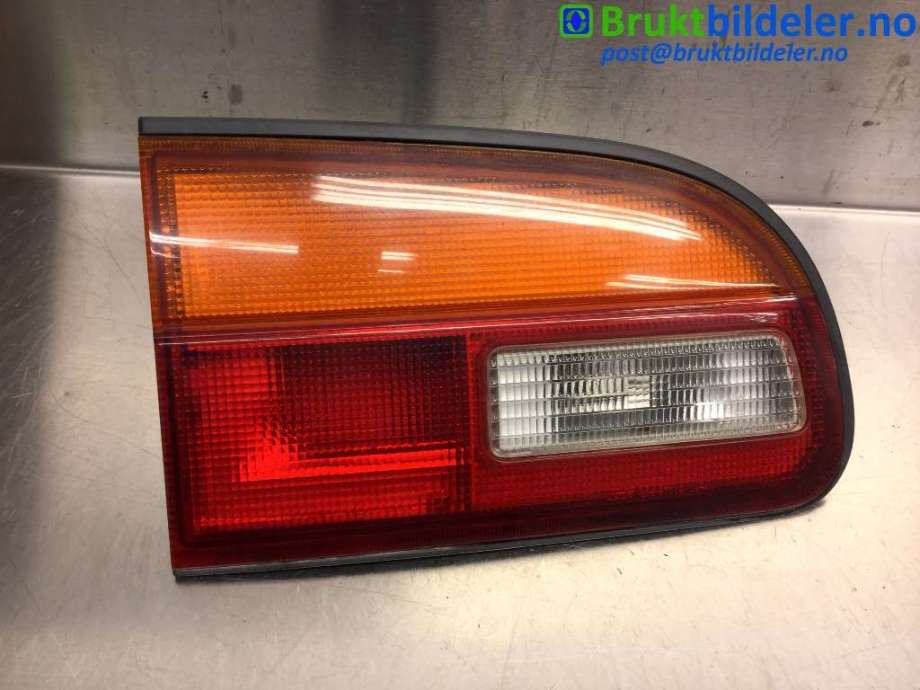 Baklykt venstre indre til Mitsubishi L400, 1997-2002  (MITSUBISHI|MR162675)