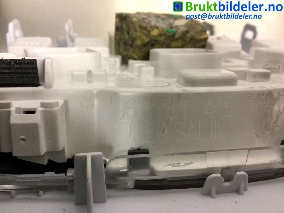 Tak konsoll til Peugeot 308 2013-2021 (Type II)  (PEUGEOT|96 781 445 PR|)