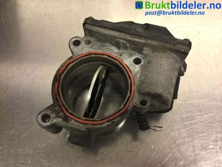Spjeldhus til VW Transporter / Caravelle 2009-2015 (Fase 2) (T5) (T5) (VOLKSWAGEN|03L 128 063 S|A2C32356700|)