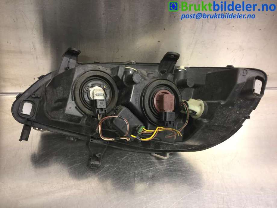 Frontlykt høyre halogen til Opel Zafira A 1999-2005  (OPEL||8910055)